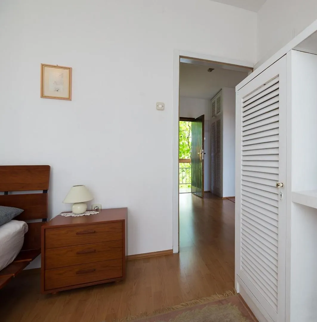 Premantura Holiday House With Sea View